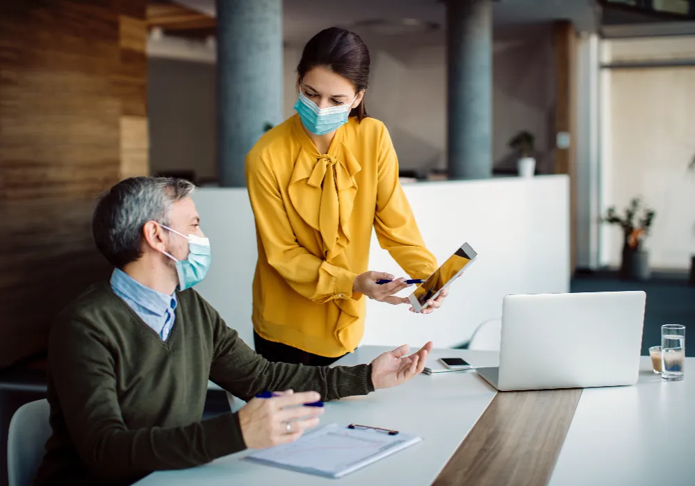 Why Healthcare HRs in UAE Trust MaxHR for Payroll Compliance