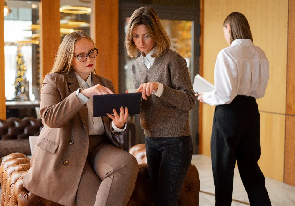 The HR Compliance Guide for Hotels & Hospitality Businesses in UAE